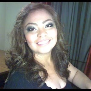 Meet your Posher, Mayte